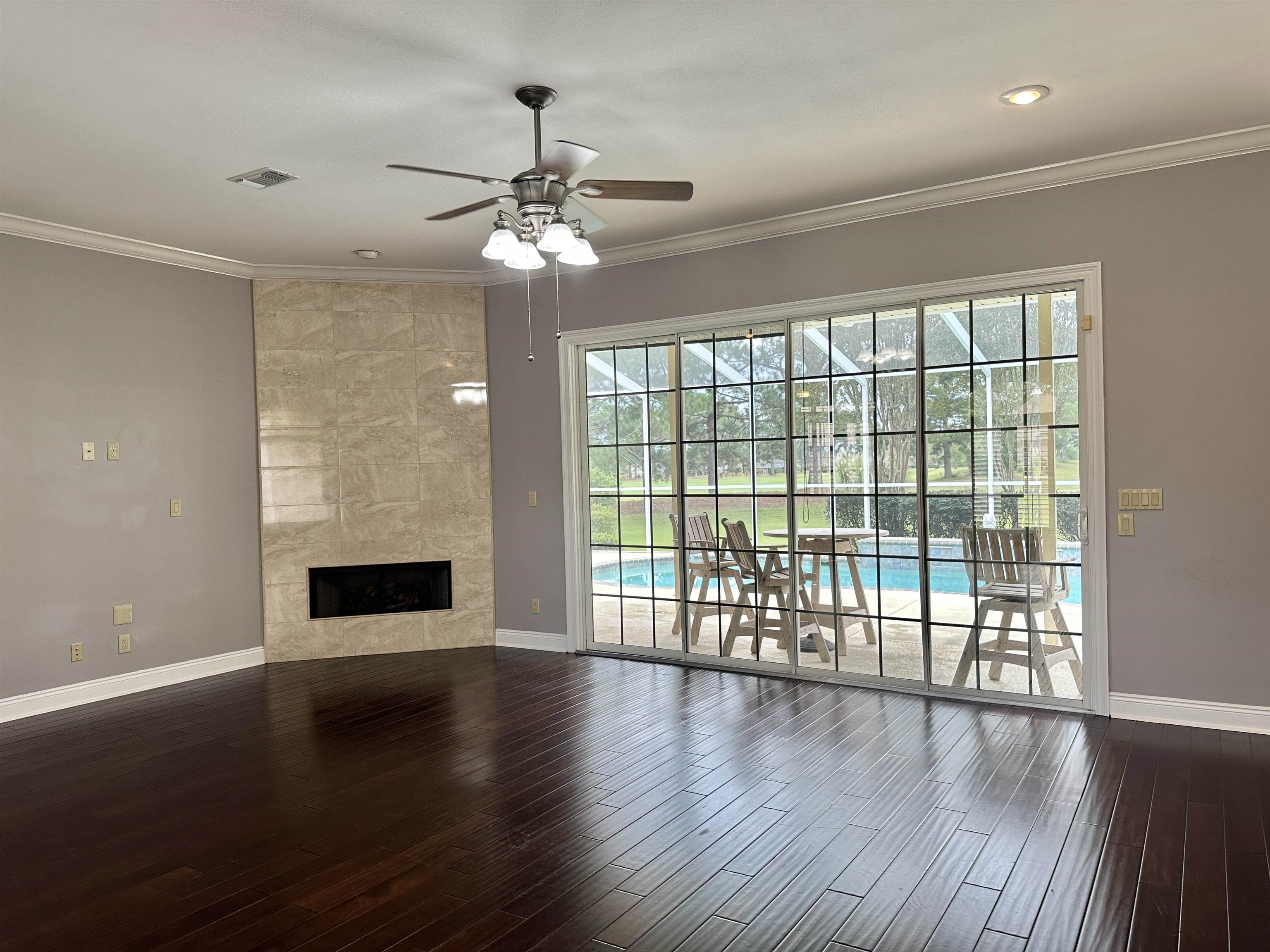 9593 Dornock Lane Foley, AL 36535 - Photo 19 of 40 Living Room