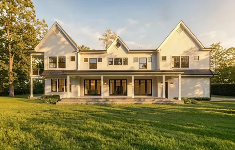 $2,675,000 | 110 Crescent Court, Wading River, NY 11792