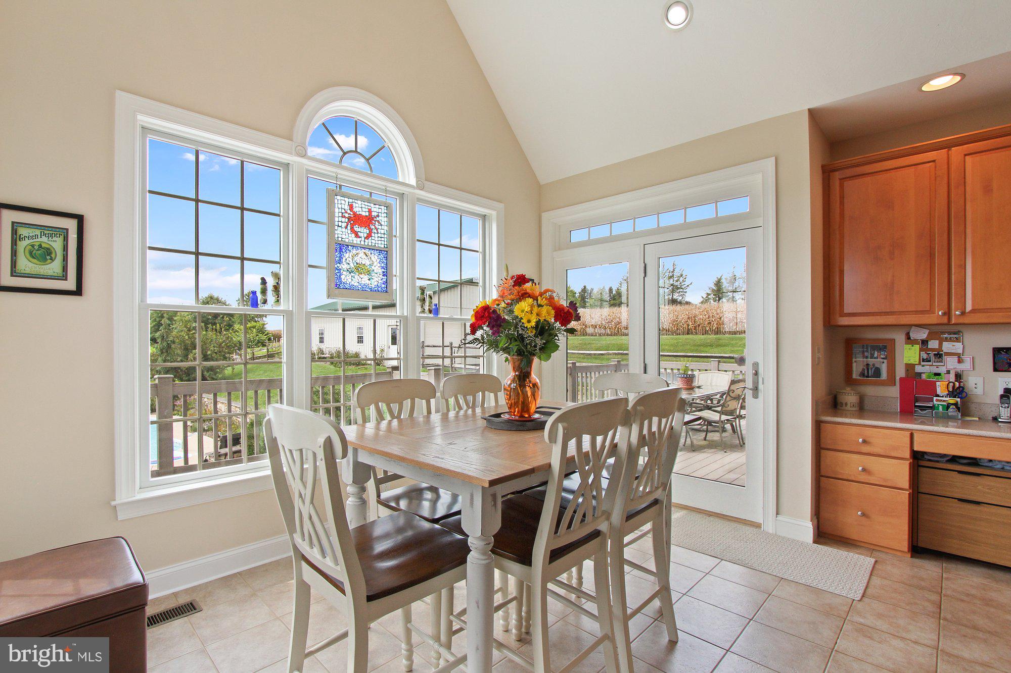 930 White Oak Road Windsor, PA 17366 - Photo 16 of 72 Breakfast/Dining Area