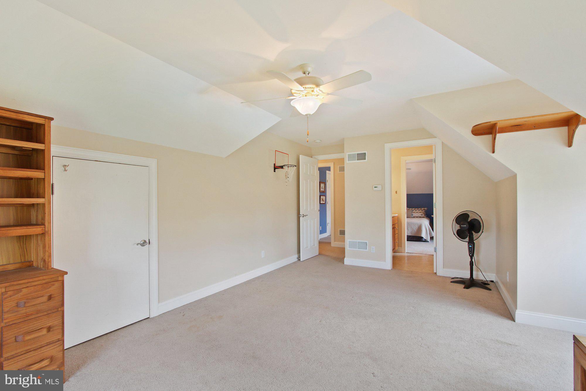 930 White Oak Road Windsor, PA 17366 - Photo 35 of 72 Bonus Room/Bedroom #5