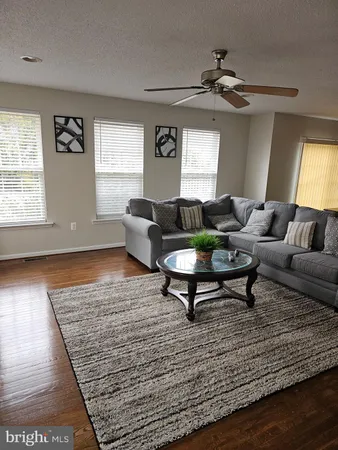$625,000 | 220 Williamsburg Circle, La Plata, MD 20646
