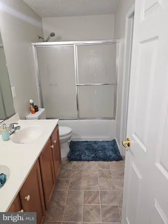 $625,000 | 220 Williamsburg Circle, La Plata, MD 20646