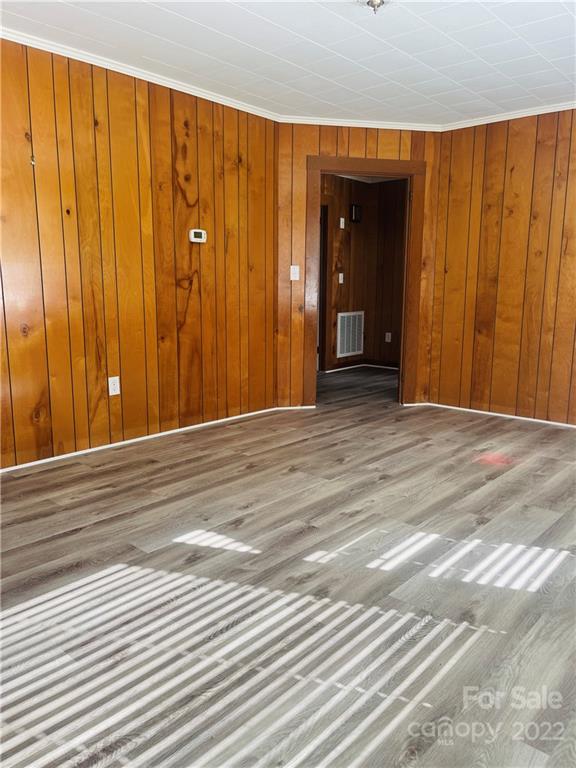 160 Bayleaf Drive Salisbury, NC 28146 - Photo 21 of 27 a view of a livingroom with wooden floor