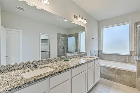 $395,000 | 77 Indian Wells Drive, Manvel, TX 77578