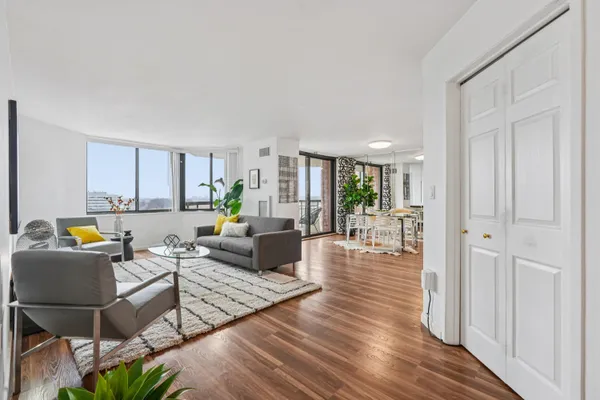 $3,500 | 530 Harmon Cove Tower, Unit 530, Secaucus, NJ 07094