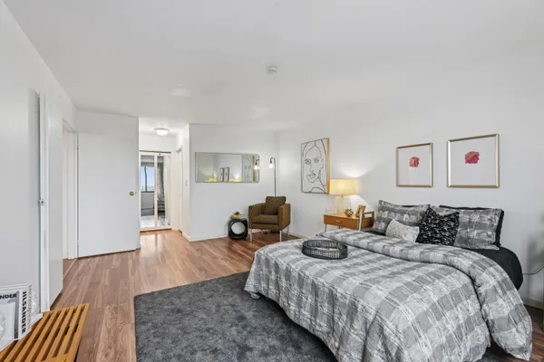 $3,500 | 530 Harmon Cove Tower, Unit 530, Secaucus, NJ 07094
