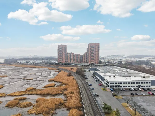 $3,500 | 530 Harmon Cove Tower, Unit 530, Secaucus, NJ 07094