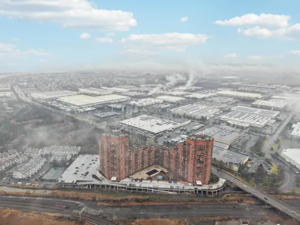 $3,500 | 530 Harmon Cove Tower, Unit 530, Secaucus, NJ 07094