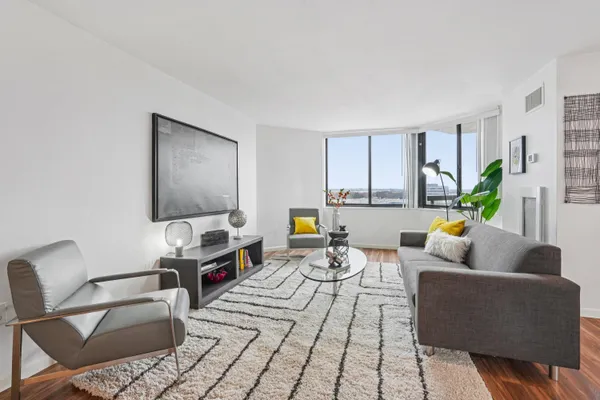 $3,500 | 530 Harmon Cove Tower, Unit 530, Secaucus, NJ 07094