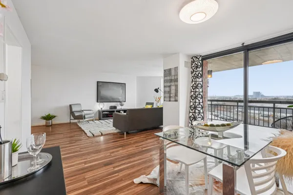 $3,500 | 530 Harmon Cove Tower, Unit 530, Secaucus, NJ 07094