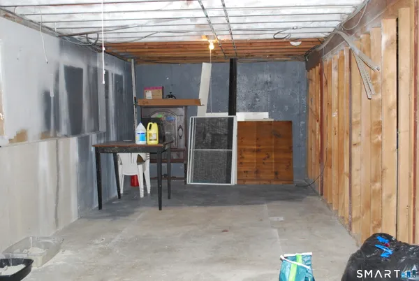 $285,500 | 71 Doman Drive, Torrington, CT 06790