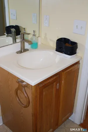 $285,500 | 71 Doman Drive, Torrington, CT 06790