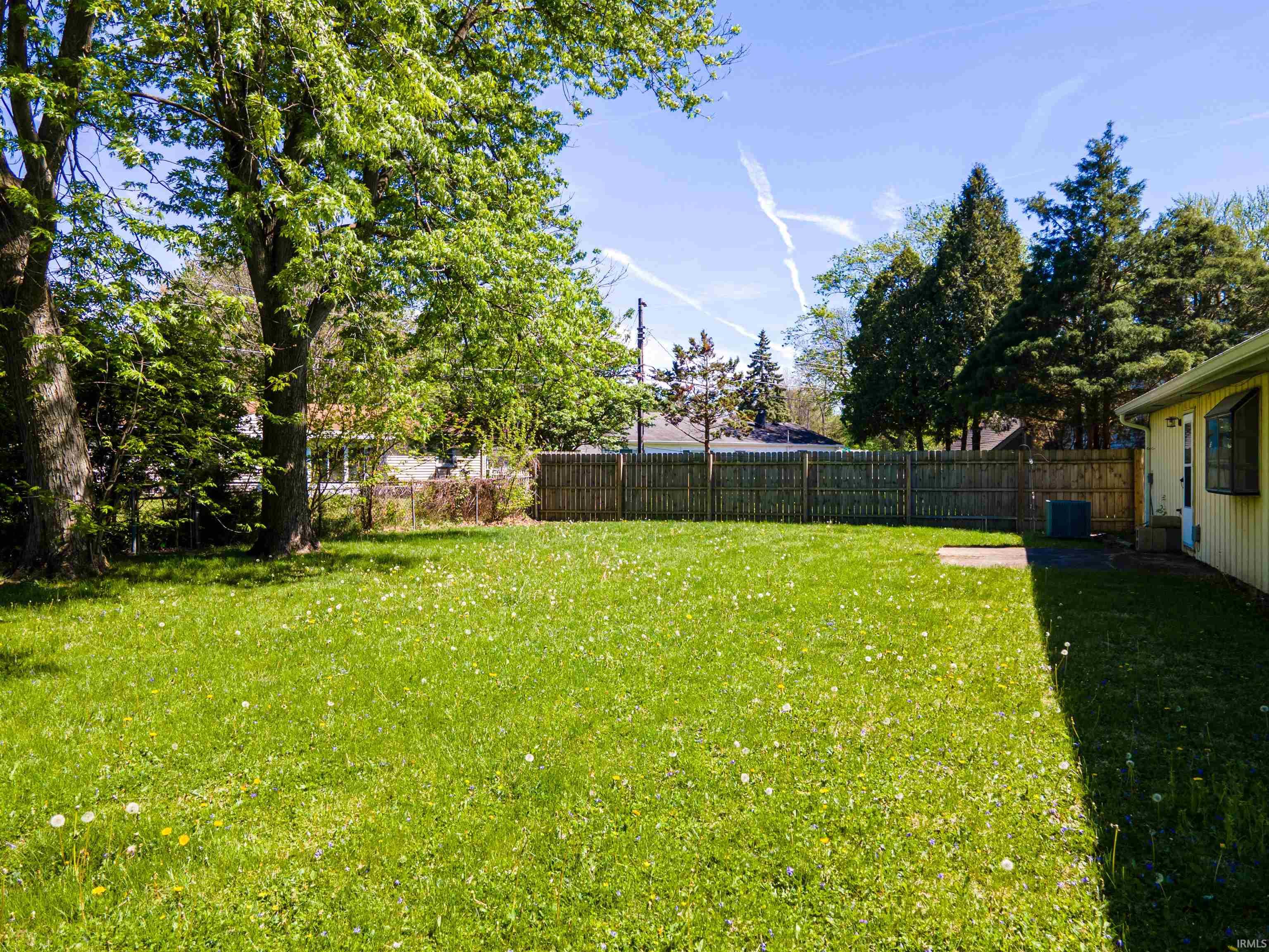 2008 West Bryden Road Muncie, IN 47304 - Photo 6 of 25