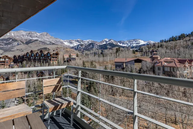 $5,999,997 | 136 Country Club Drive, Unit 851, Mountain Village, CO 81435