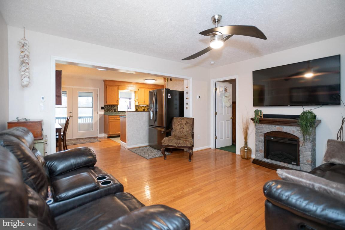 6211 Glebe Way Boston, VA 22713 - Photo 4 of 62 Gallery Image 4
