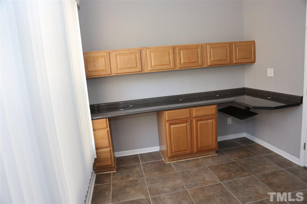 5246 Portside Lane Raleigh, NC 27610 - Photo 5 of 16 Gallery Image 5