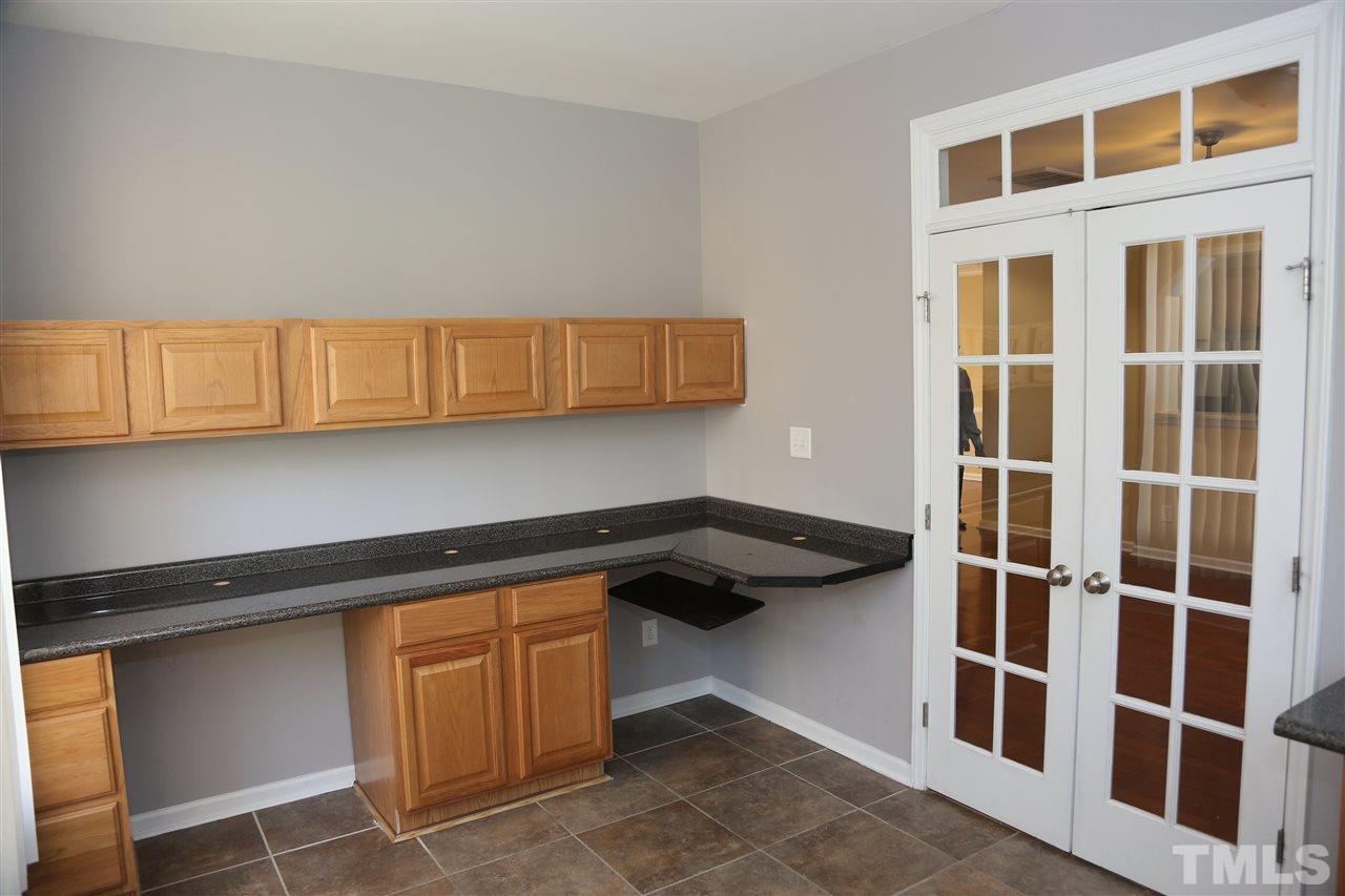 5246 Portside Lane Raleigh, NC 27610 - Photo 10 of 16 Gallery Image 10