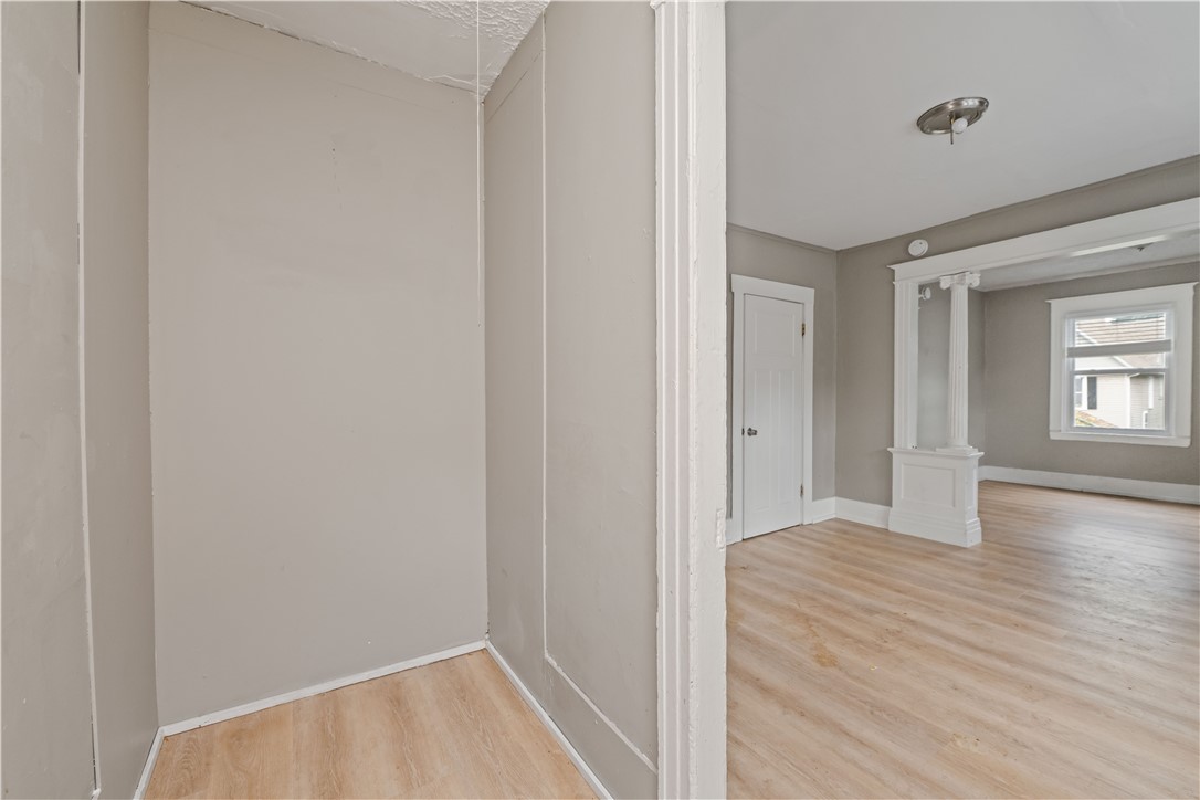 175 Bartlett Street Rochester, NY 14611 - Photo 15 of 43