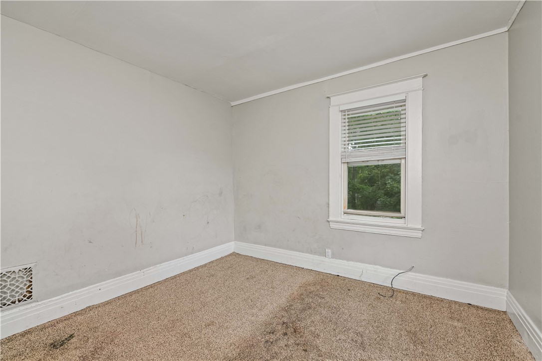 175 Bartlett Street Rochester, NY 14611 - Photo 22 of 43