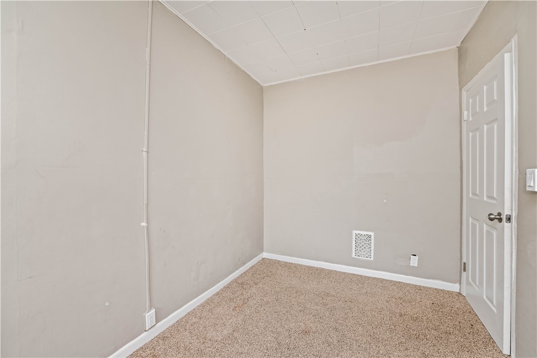 175 Bartlett Street Rochester, NY 14611 - Photo 26 of 43