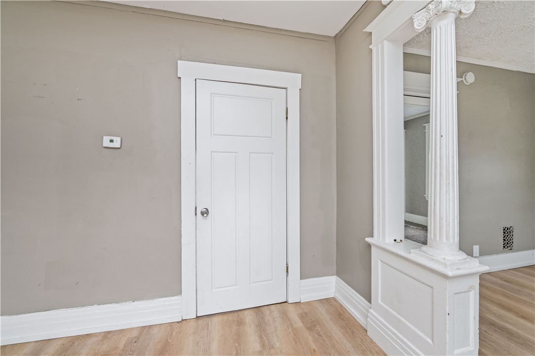 175 Bartlett Street Rochester, NY 14611 - Photo 4 of 43