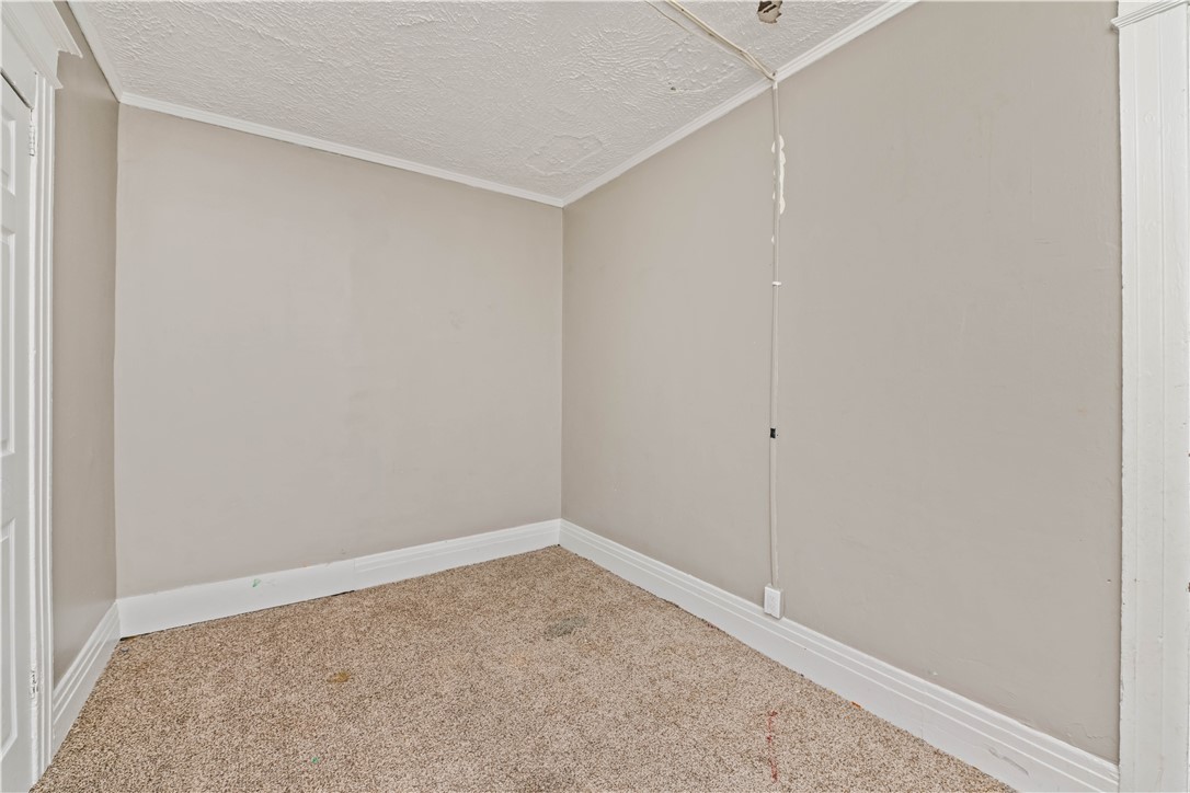 175 Bartlett Street Rochester, NY 14611 - Photo 10 of 43