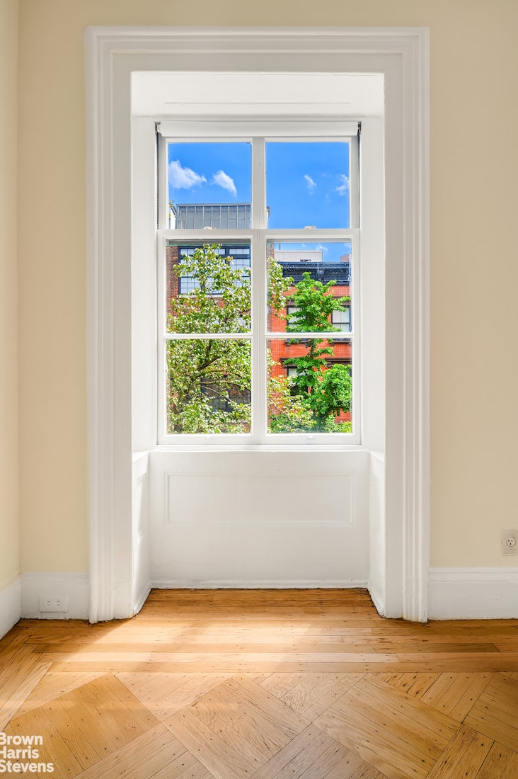 111 East 10th Street, Unit 5 Manhattan, NY 10003 - Photo 10 of 21