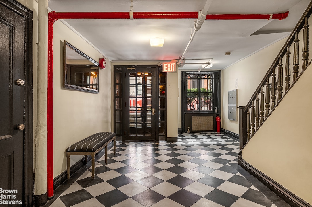 111 East 10th Street, Unit 5 Manhattan, NY 10003 - Photo 16 of 21