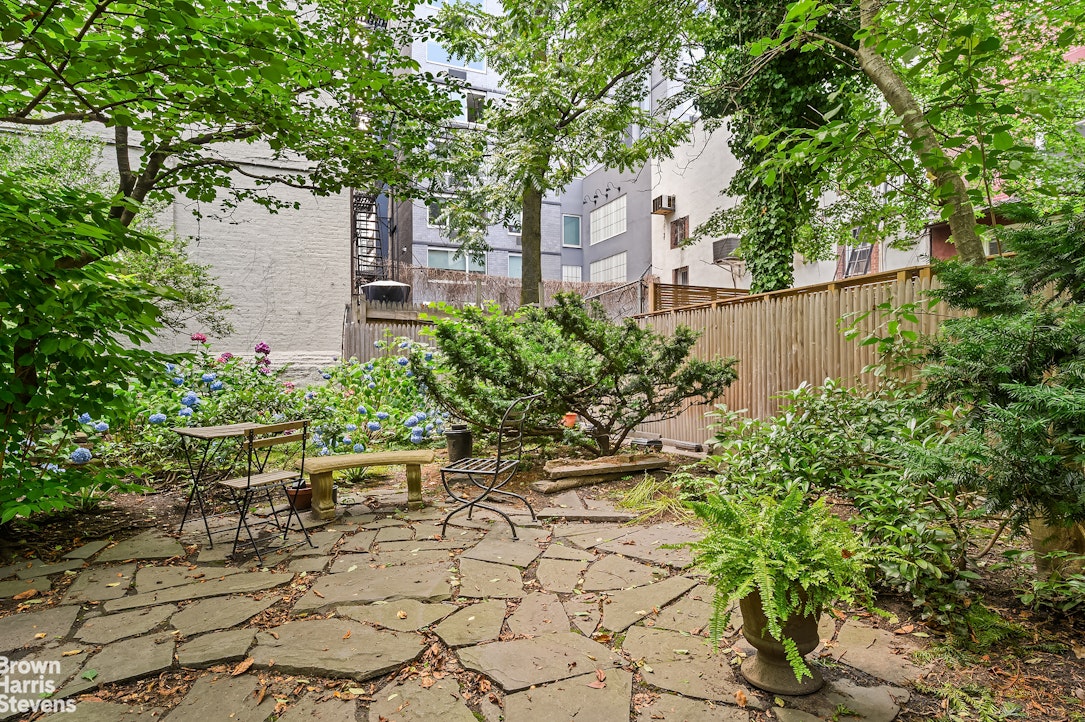 111 East 10th Street, Unit 5 Manhattan, NY 10003 - Photo 17 of 21