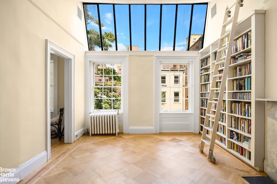 111 East 10th Street, Unit 5 Manhattan, NY 10003 - Photo 2 of 21