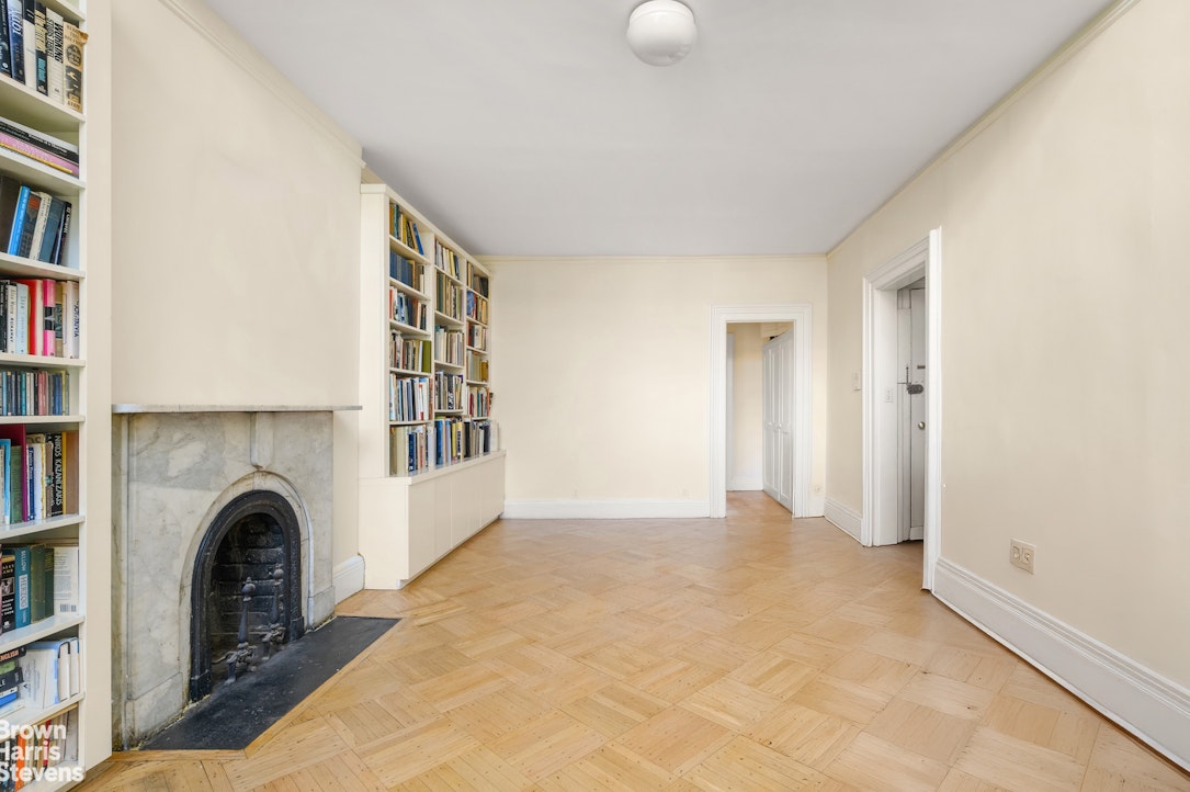 111 East 10th Street, Unit 5 Manhattan, NY 10003 - Photo 5 of 21