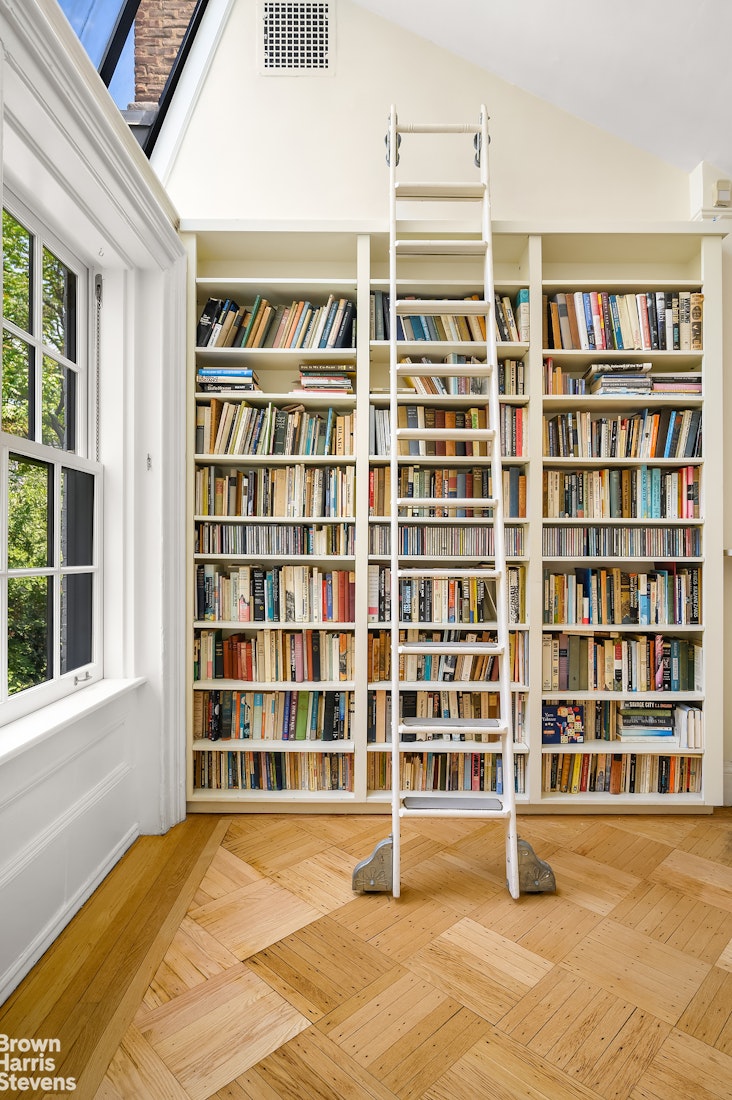 111 East 10th Street, Unit 5 Manhattan, NY 10003 - Photo 7 of 21