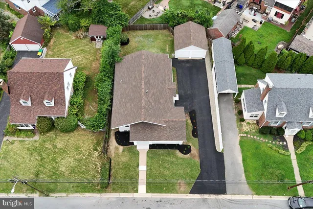 $2,500 | 315 East Christian Street, Wilmington, DE 19804