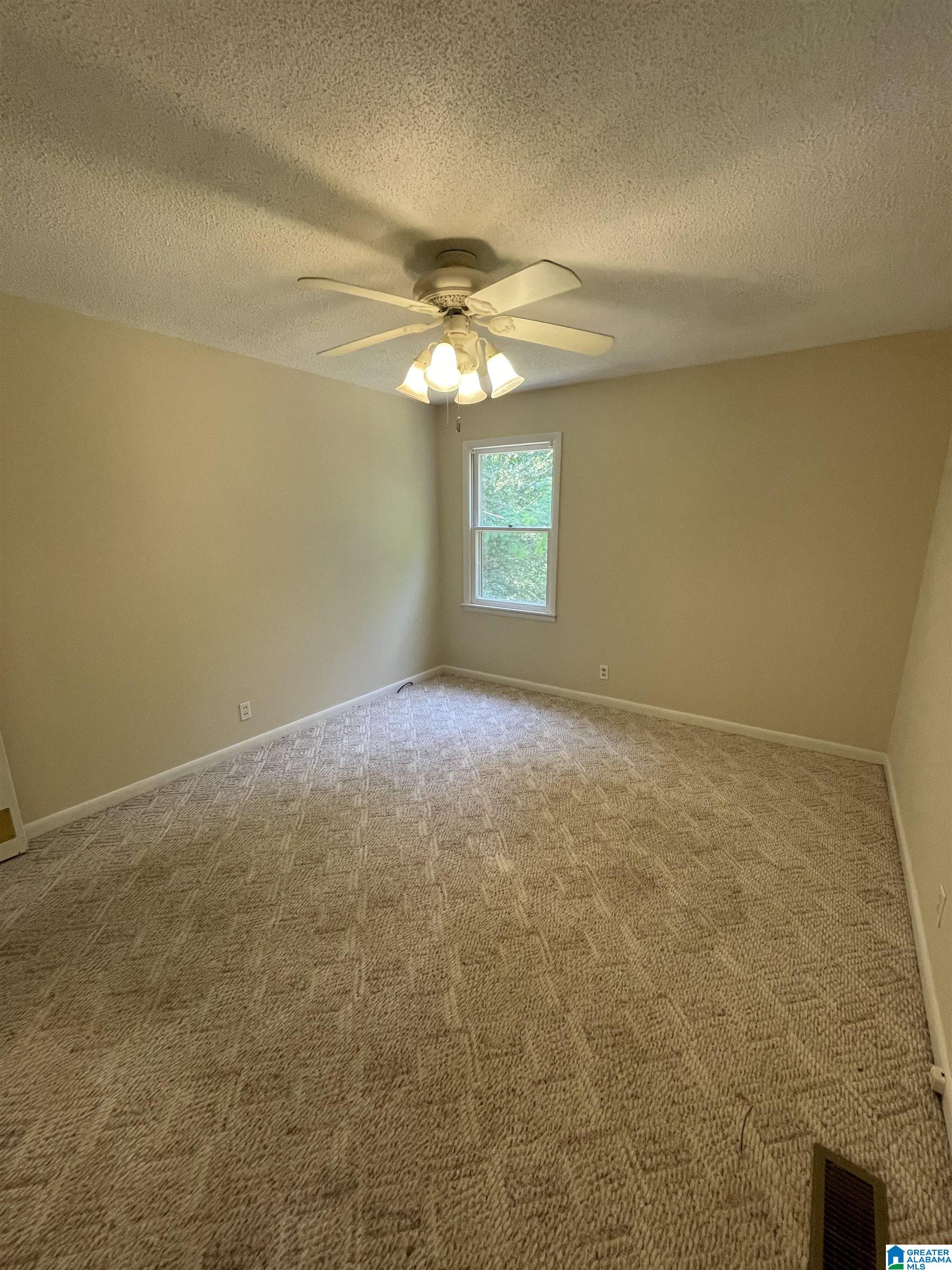 103 Midway Road Oneonta, AL 35121 - Photo 5 of 31