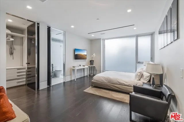 $85,000 | 1620 Carla Ridge, Beverly Hills, CA 90210