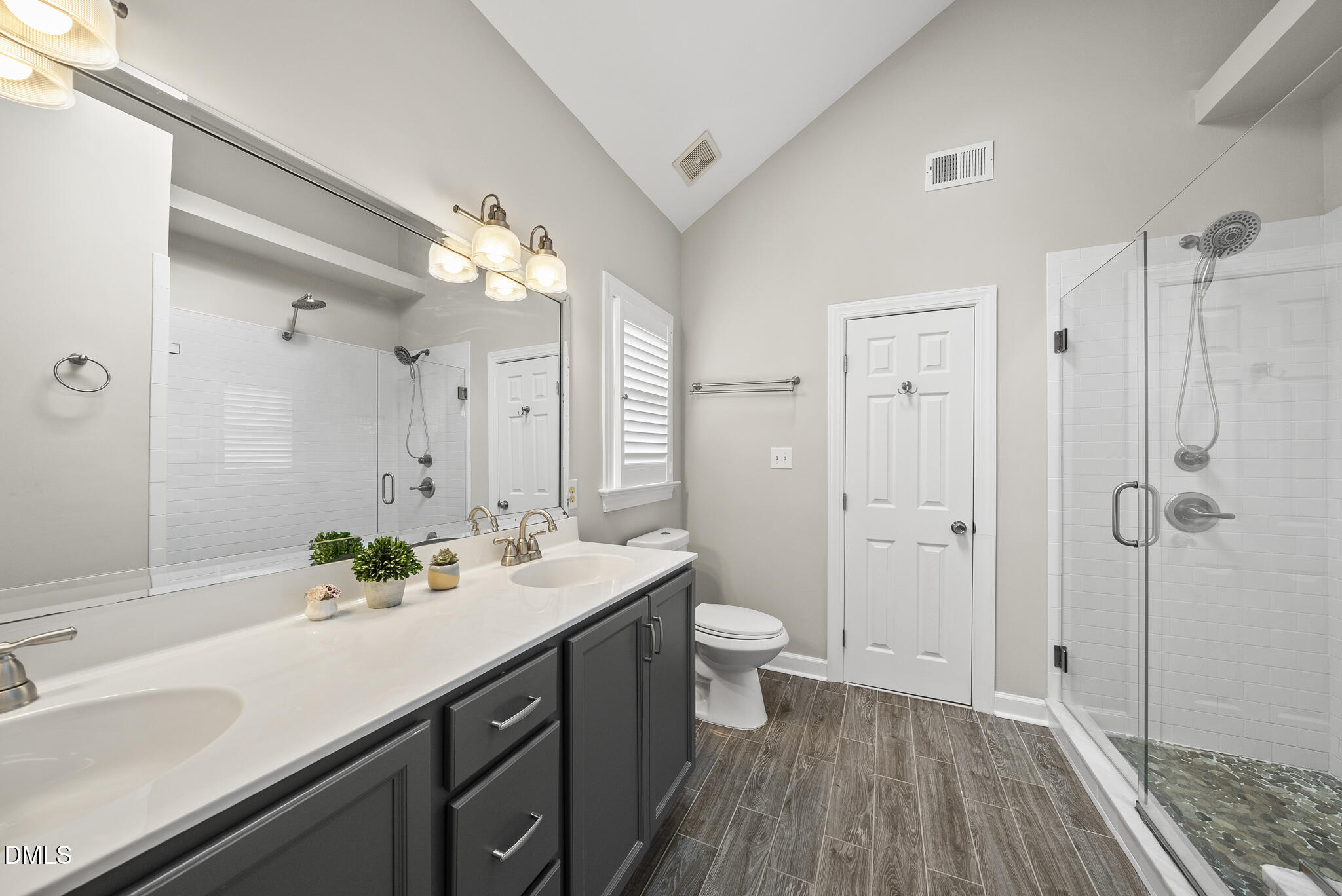 1200 Weldon Place Raleigh, NC 27608 - Photo 21 of 33 DSC05623