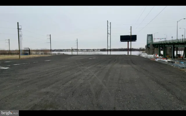 $25,000 | 6425 New State Road, Philadelphia, PA 19135