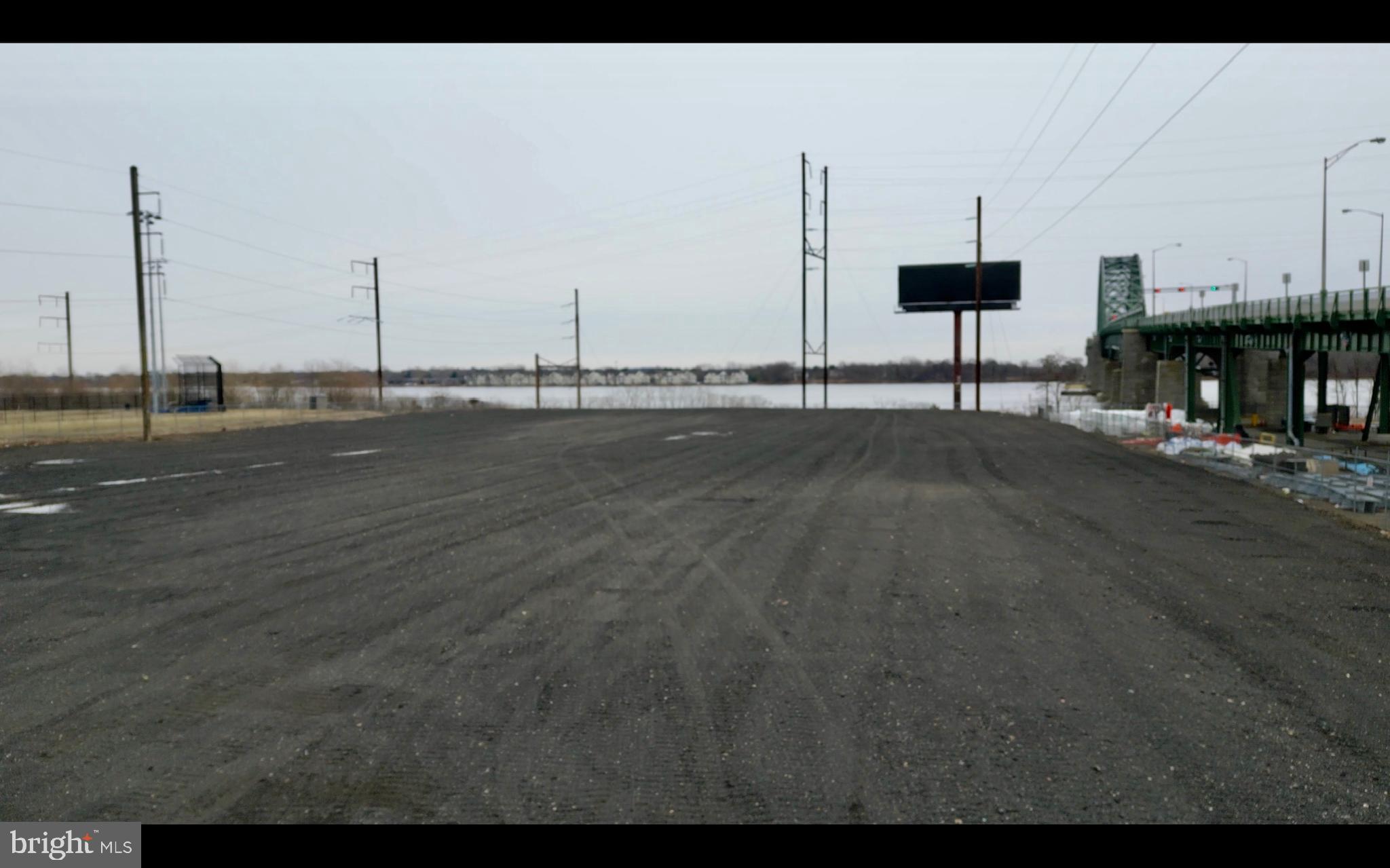 6425 New State Road Philadelphia, PA 19135 - Photo 13 of 21 a view of a terrace with chairs
