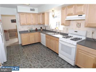 677 Media Line Road Broomall, PA 19008 - Photo 4 of 12 Kitchen