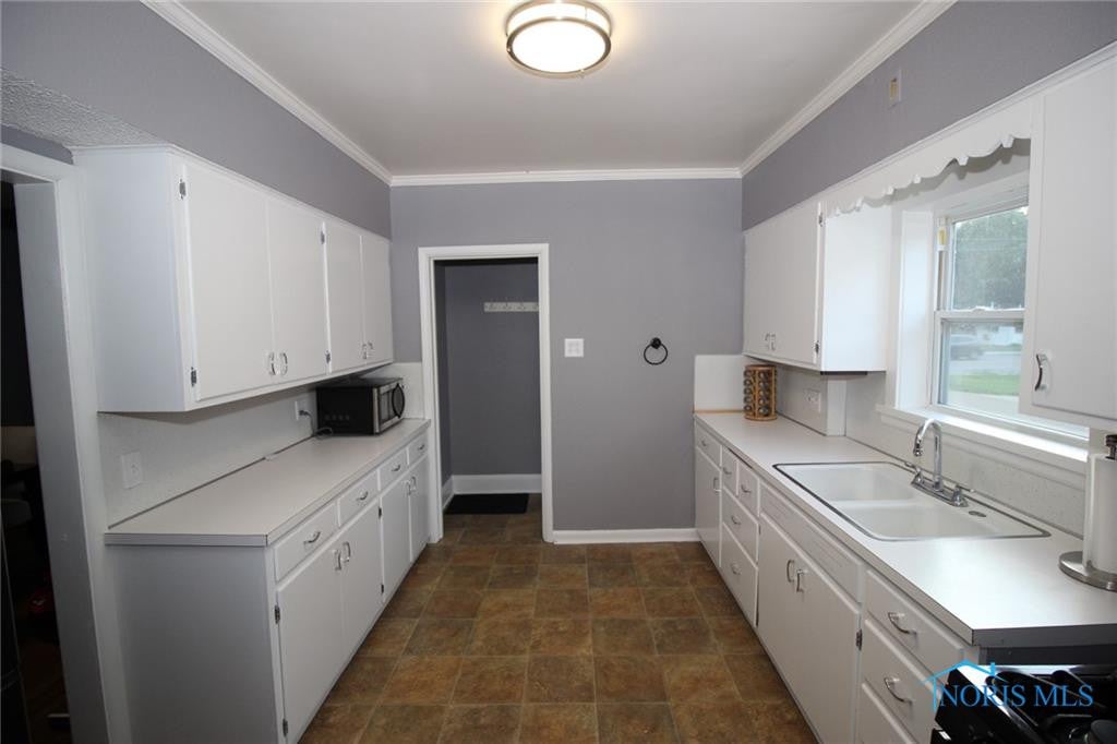 4324 Douglas Road Toledo, OH 43613 - Photo 5 of 48 Gallery Image 5
