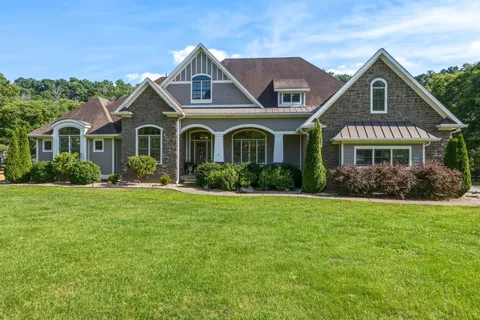 $2,950,000 | Undisclosed Address, Columbia, TN 38401
