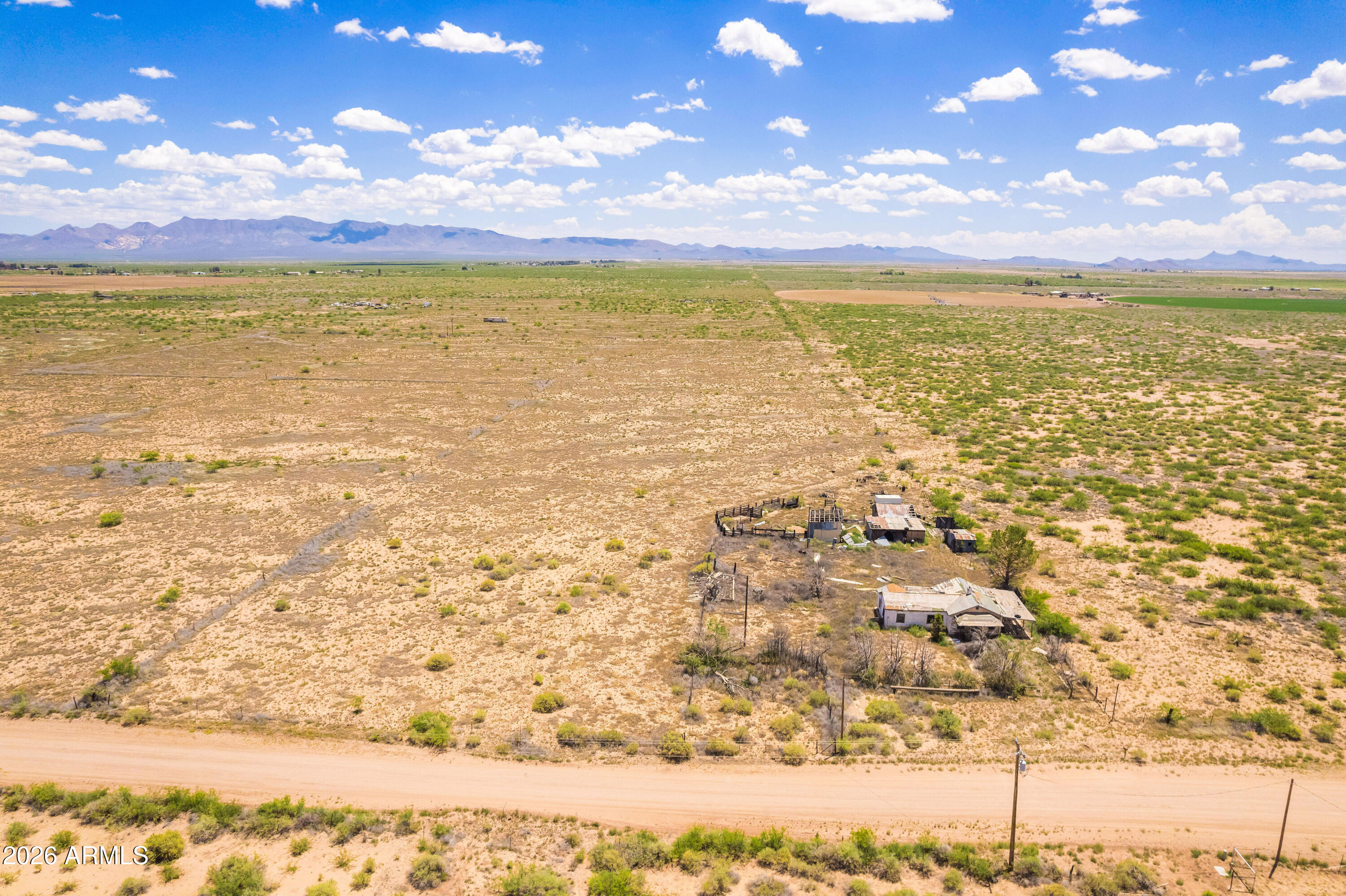8955 North Coffman Road McNeal, AZ 85617 - Photo 8 of 13 a view of an ocean