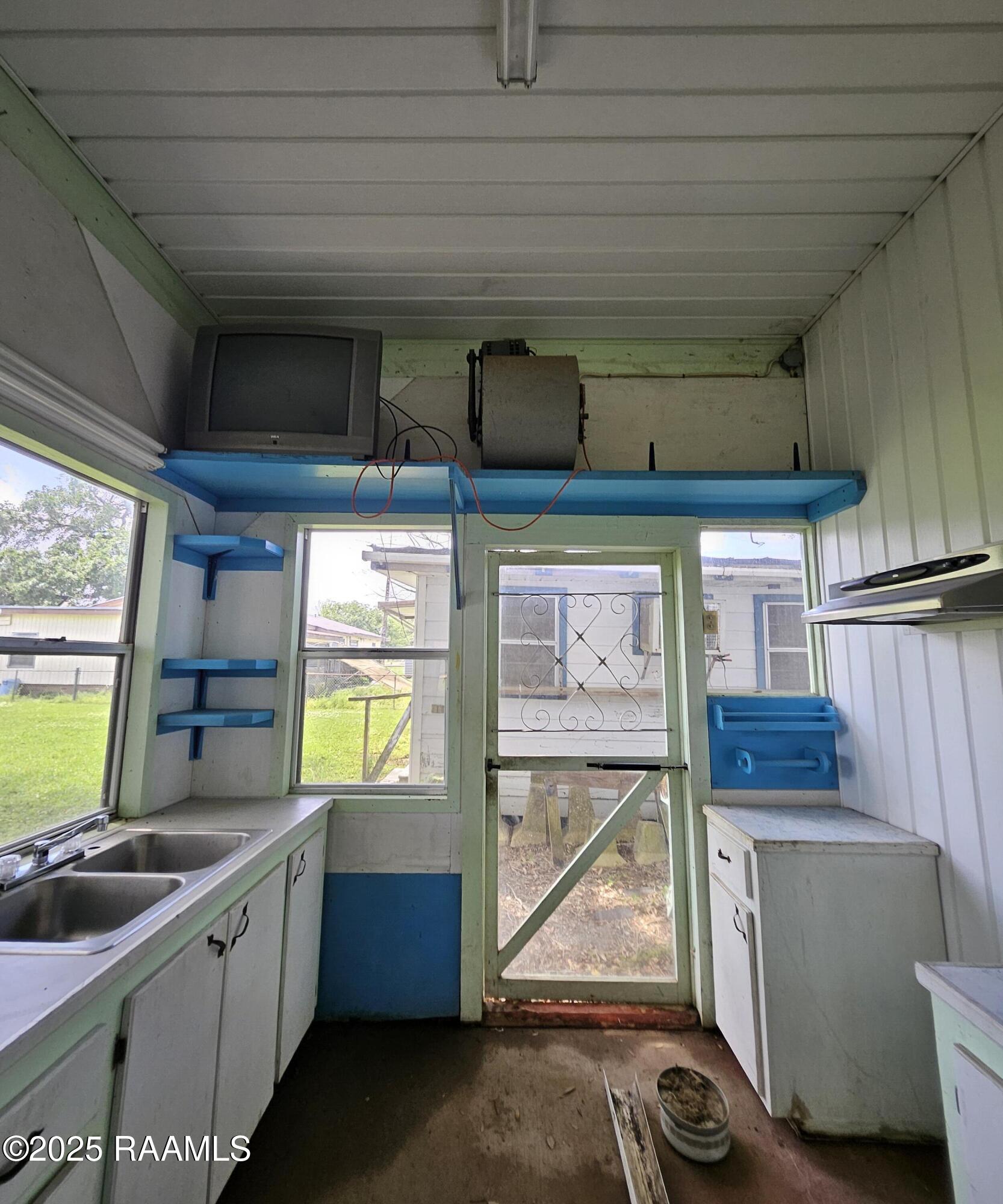 514 Front Street Krotz Springs, LA 70750 - Photo 15 of 46 BUILDING 2