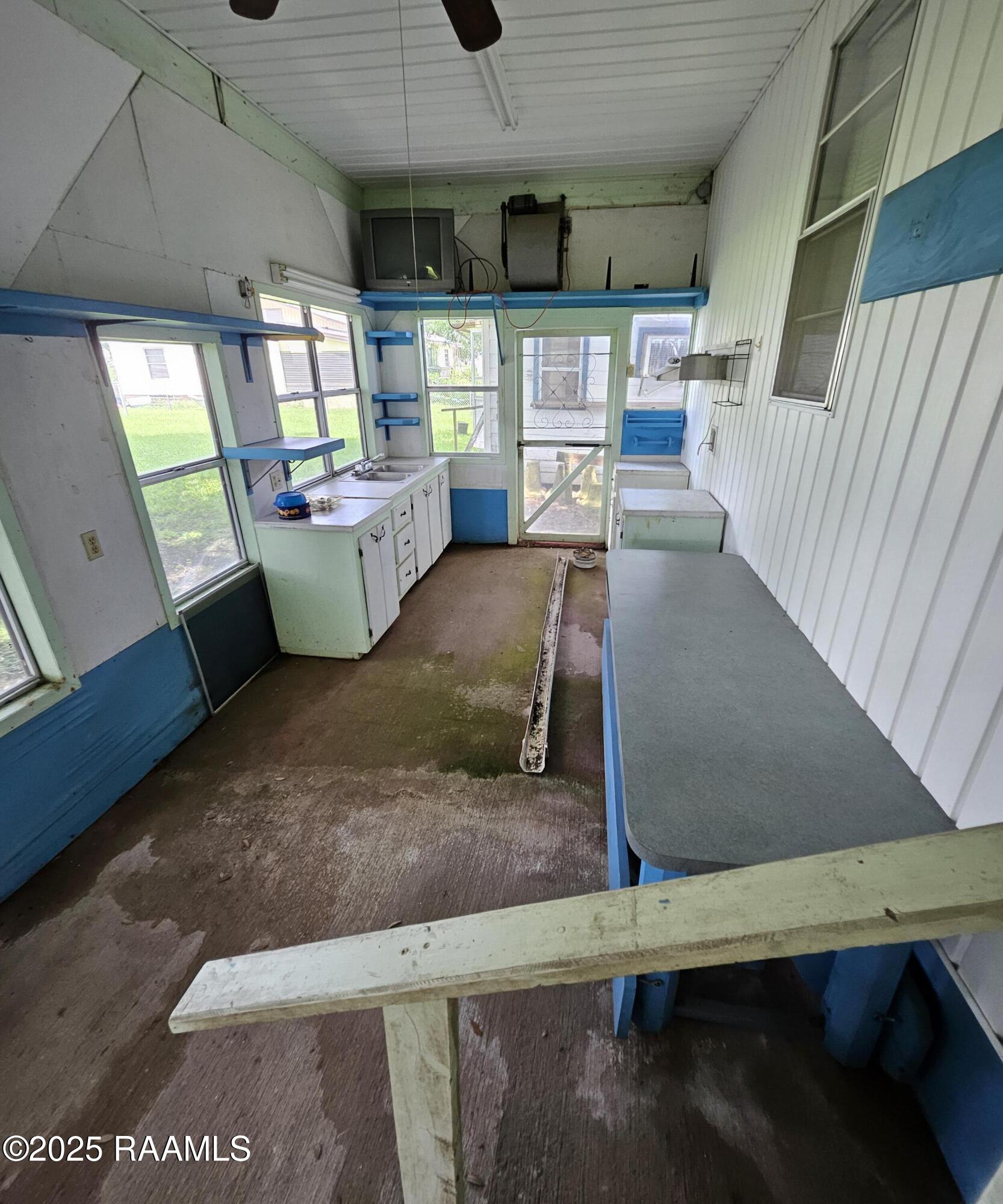 514 Front Street Krotz Springs, LA 70750 - Photo 16 of 46 BUILDING 2