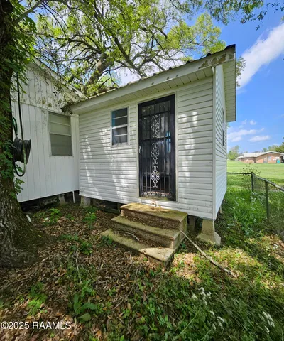 $85,000 | 514 Front Street, Krotz Springs, LA 70750