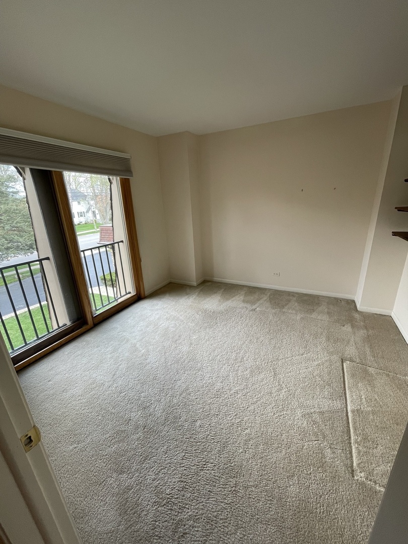1119 Deerfield Road Deerfield, IL 60015 - Photo 22 of 30 an empty room with windows