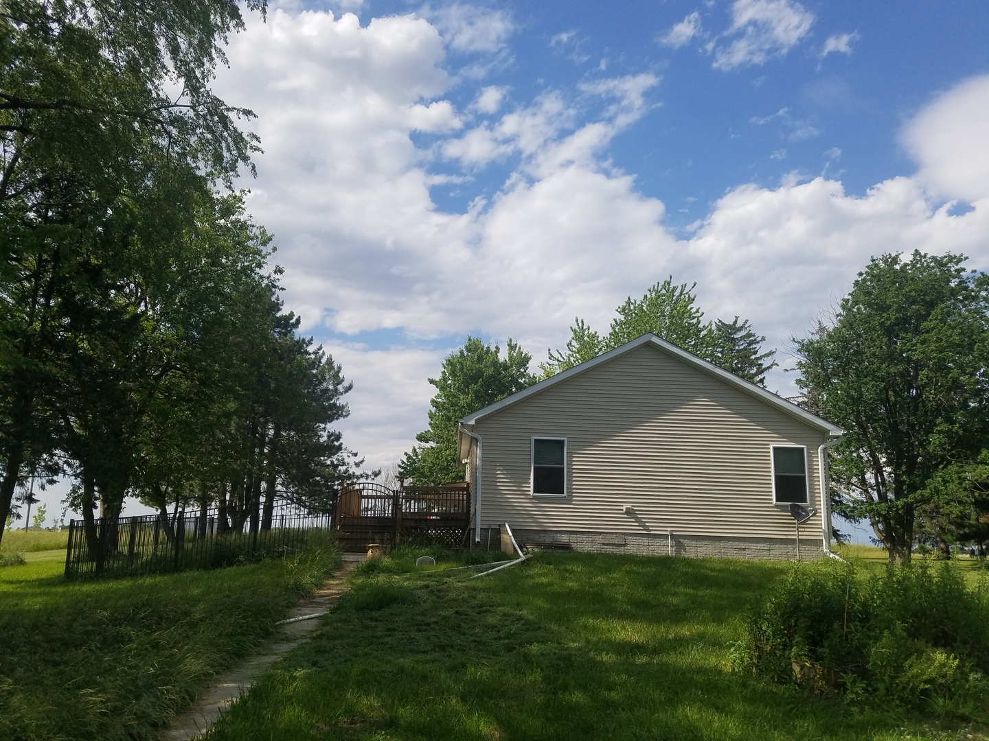 420 North 20th Road Tonica, IL 61370 - Photo 13 of 16