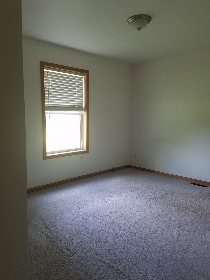 420 North 20th Road Tonica, IL 61370 - Photo 7 of 16
