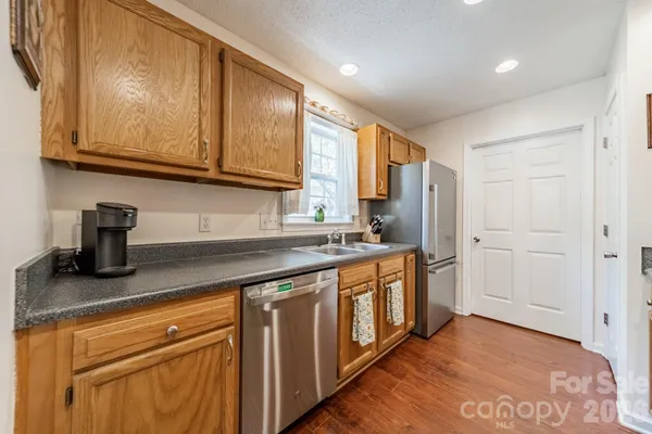 $290,000 | 1015 South Walnut Street, Kannapolis, NC 28081