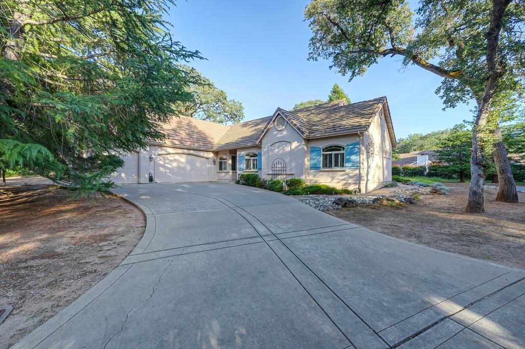 15084 Rio Circle Rancho Murieta, CA 95683 - Photo 2 of 51